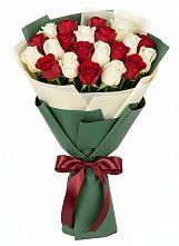 Букет Микс из красных и белых роз #REPLACE_PRED# Новая Мельница