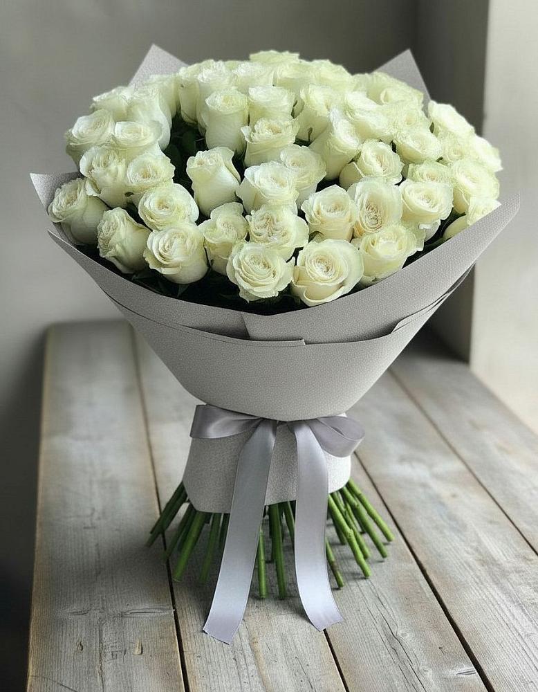 Букет 35 Белых роз в Новая Мельница