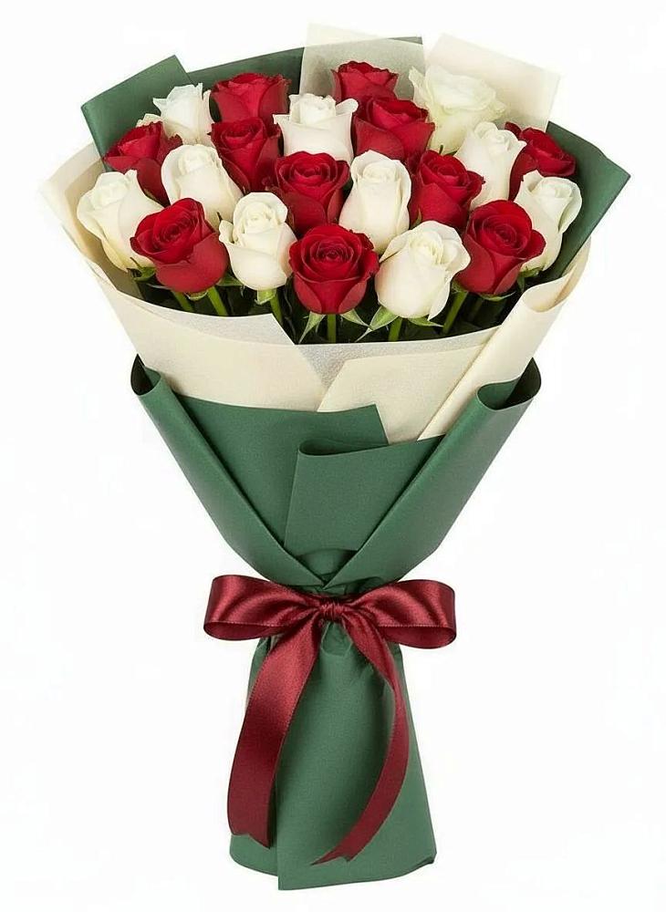 Букет Микс из красных и белых роз в Новая Мельница