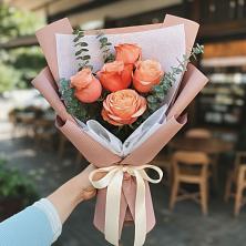 Букет цветов из:  Розы в Новая Мельница