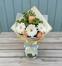 Букет цветов из:  Герберы, Розы и Хризантемы в Новая Мельница