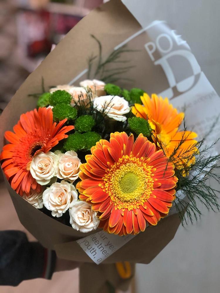 Букет цветов из: Герберы, Хризантемы и Розы в Новая Мельница