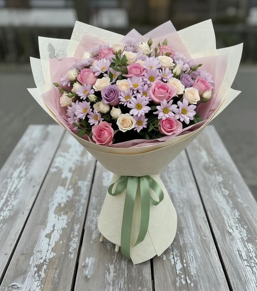 Букет цветов из: Розы и Хризантемы в Новая Мельница